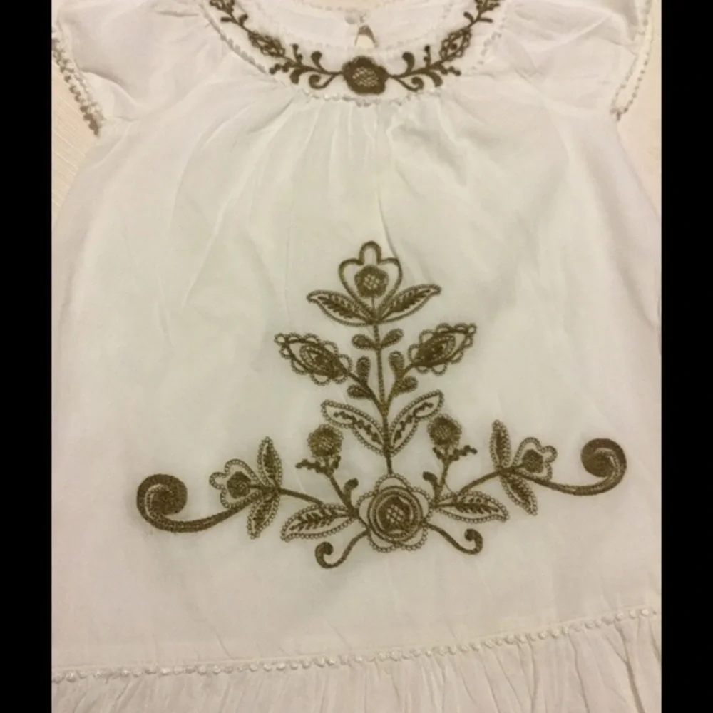 🍂Old Navy  white dress girls size 4🍂